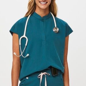 Figs Rafaela Scrub Top (Caribbean Blue)